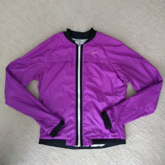 NIKE Sphere Dri-Fit Bomber Jacket - Picture 3 of 10